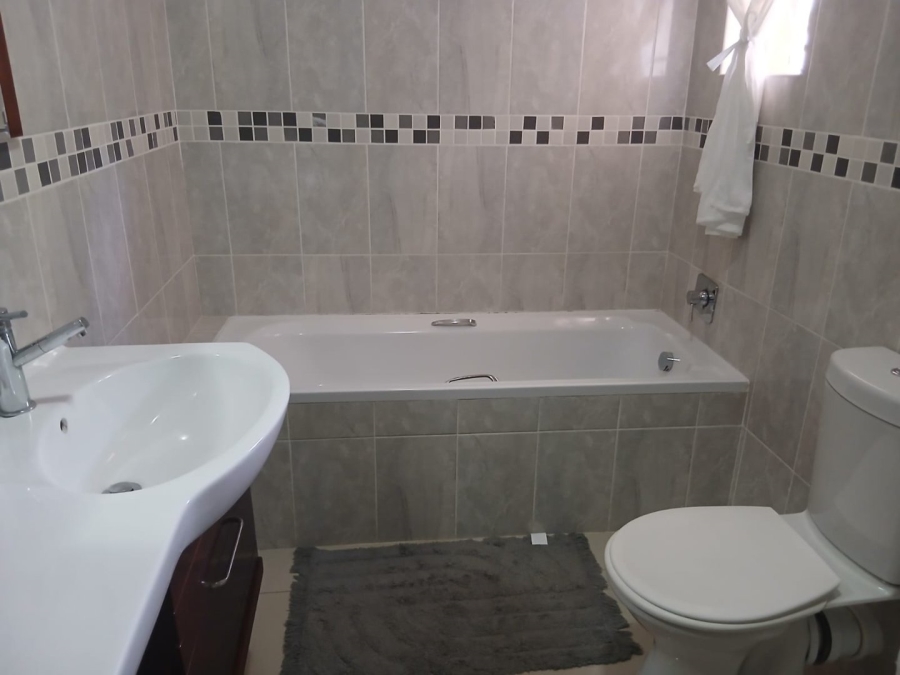 To Let 4 Bedroom Property for Rent in Fichardt Park Free State